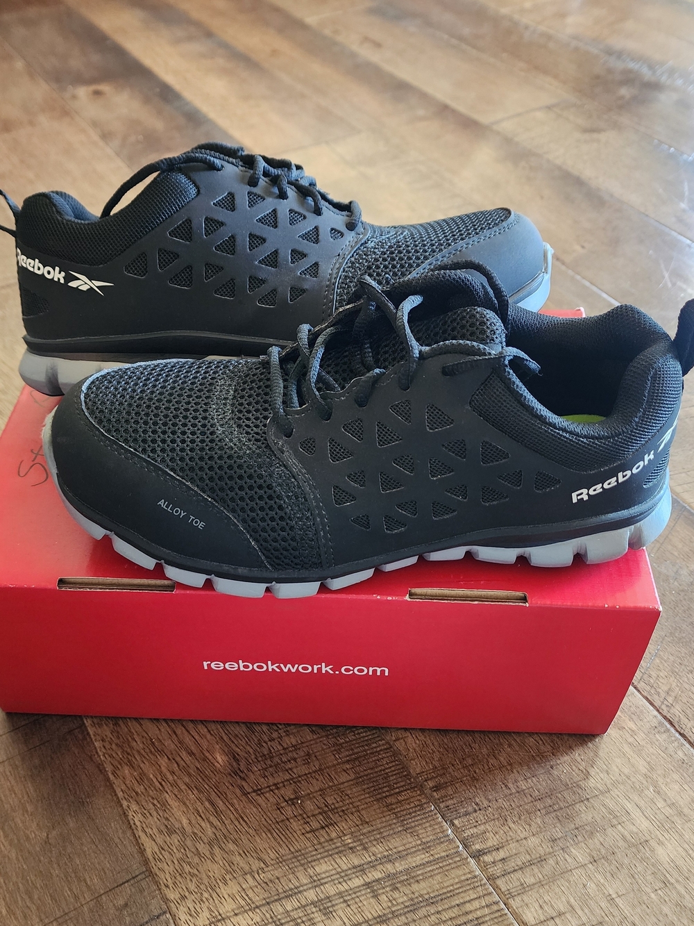 Reebok Black Athletic Alloy Toe Work Sneakers with Gray Outsole